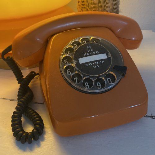 Telefon orange